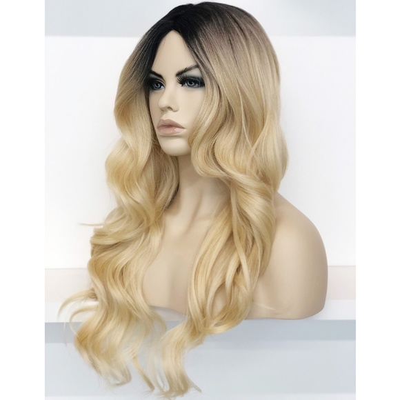 30" Side Part Golden Blonde Wavy Wig | Ariana - Picture 4 of 8